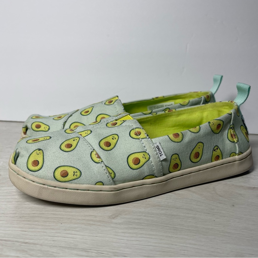 TOMS X Paper Source Limited Edition Avocado Print Slip On Shoes Girls Size 2.5